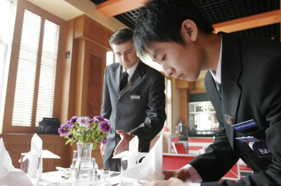 毕业即就业！英国首创“常青藤”专业——酒店管理，留学党最青睐这些学校