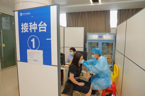 深圳下月起为60岁及以上老年人提供免费新冠疫苗接种服务，同时推进酒店管理服务优化